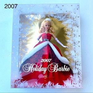 Unopened 2007 Holiday Barbie ❤️